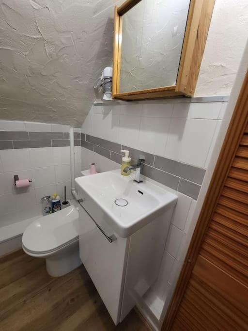 Charmant Appartement Au Coeur Du Quartier St-Pierre アミアン エクステリア 写真